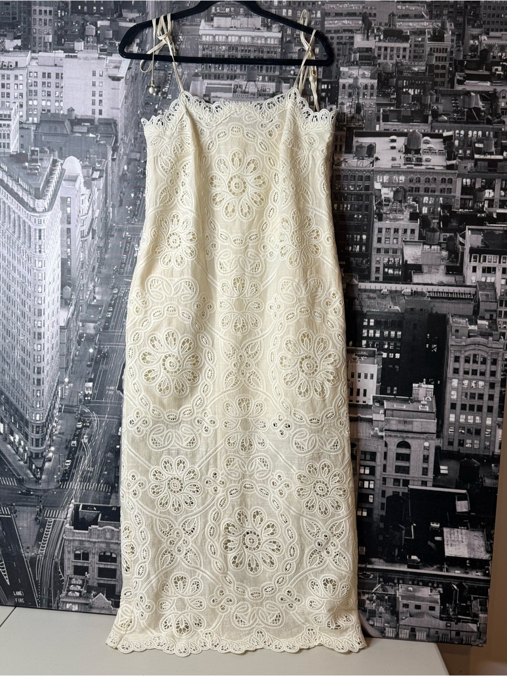 NWT Zimmermann Rhiannon Embroidered Ivory Linen Midi Dress Size 1 US 6 - Picture 3 of 12